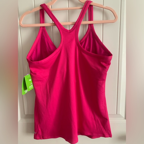 Racer back athletic top - Picture 4 of 6